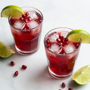 Simple Experience Bar Pomegranate Cocktail Recipe (Simple Bar-Style Drink at Home ...